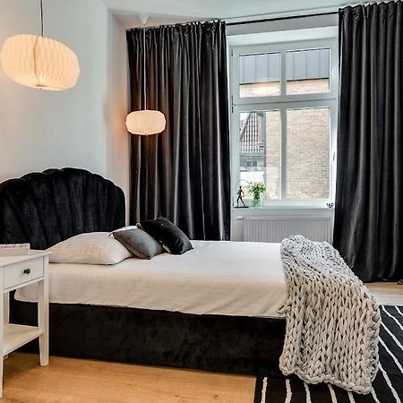 Jan III Sobieski - Luksusowy Apartament L Z Darmowym Prywatnym Parkingiem Gliwice Ngoại thất bức ảnh