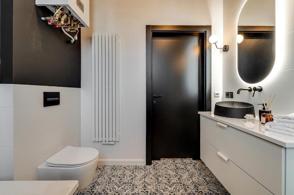 Jan III Sobieski - Luksusowy Apartament L Z Darmowym Prywatnym Parkingiem Gliwice Ngoại thất bức ảnh