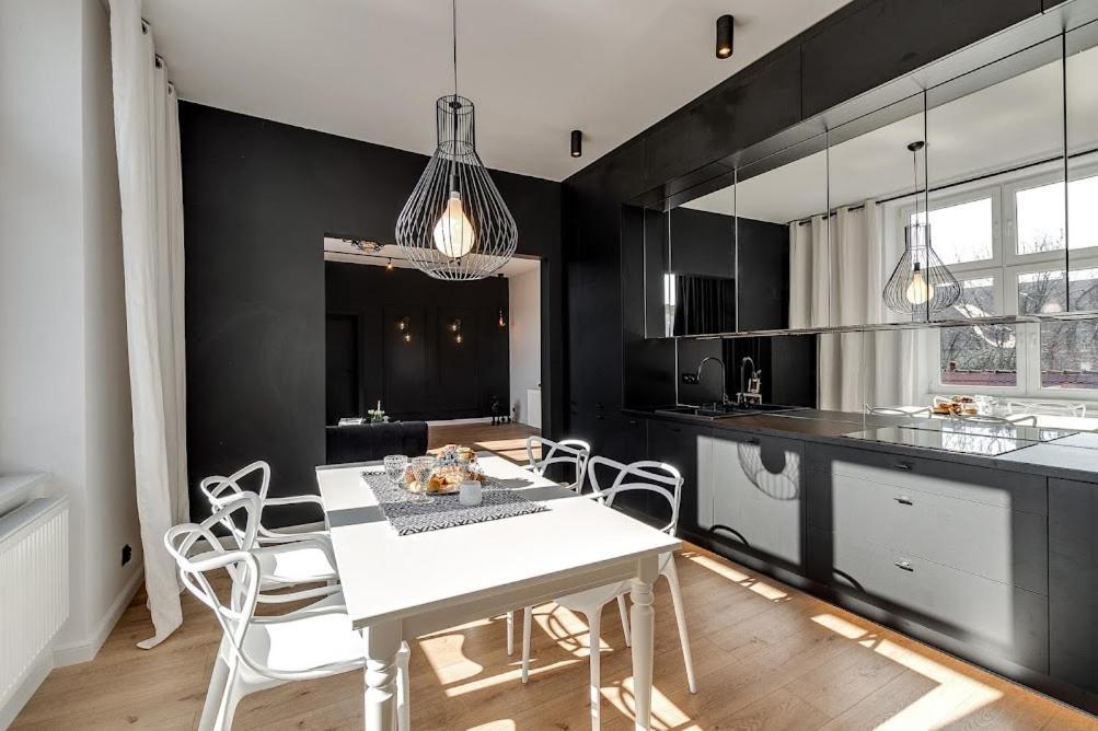 Jan III Sobieski - Luksusowy Apartament L Z Darmowym Prywatnym Parkingiem Gliwice Ngoại thất bức ảnh